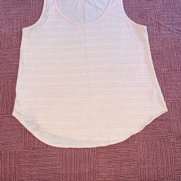 Linen blend light peach tank top by Old Navy Top Sleeveless Style - Picture 14 of 16